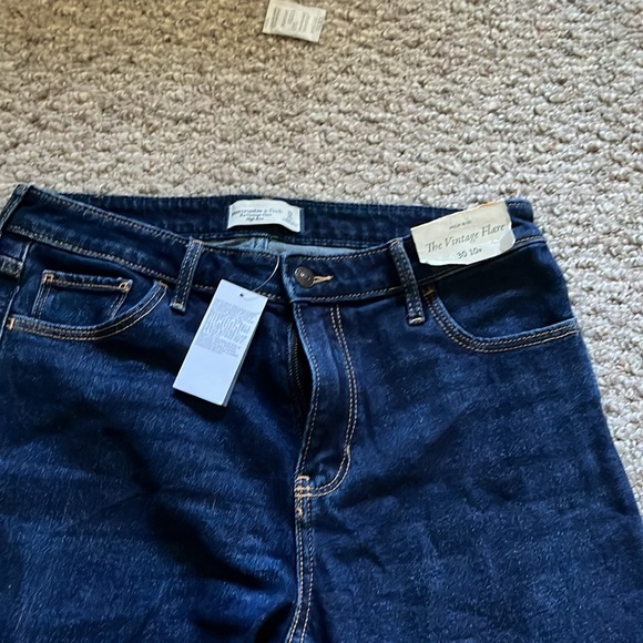 Abercrombie Vintage Flare jean size 10- NWT - Picture 7 of 8